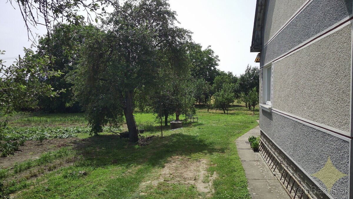 Čiastočne zrekonštruovaný prízemný rodinný dom so slnečným p - 16