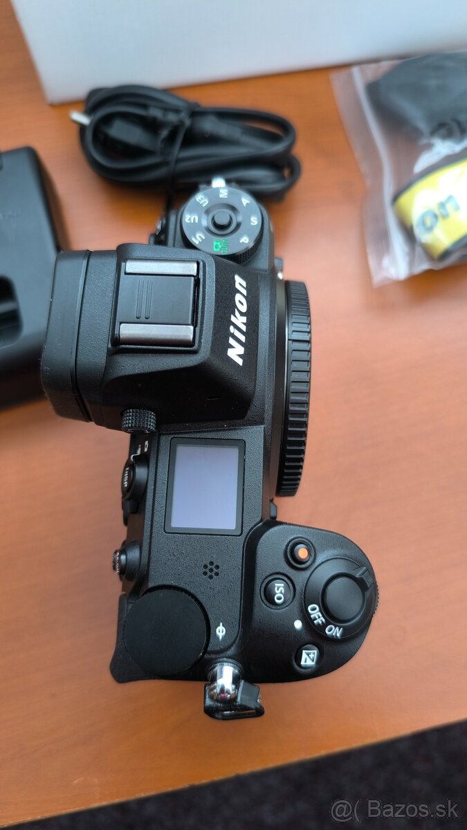 Nikon Z6 . Zatiaľ iba 19750 snímok - 16