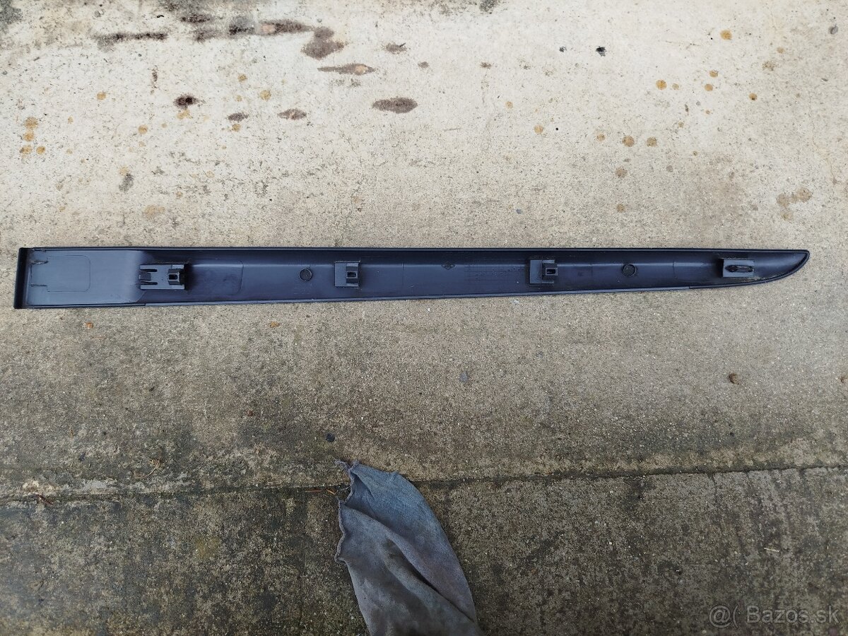 Renaut Clio III-Uchit narazníka - 16