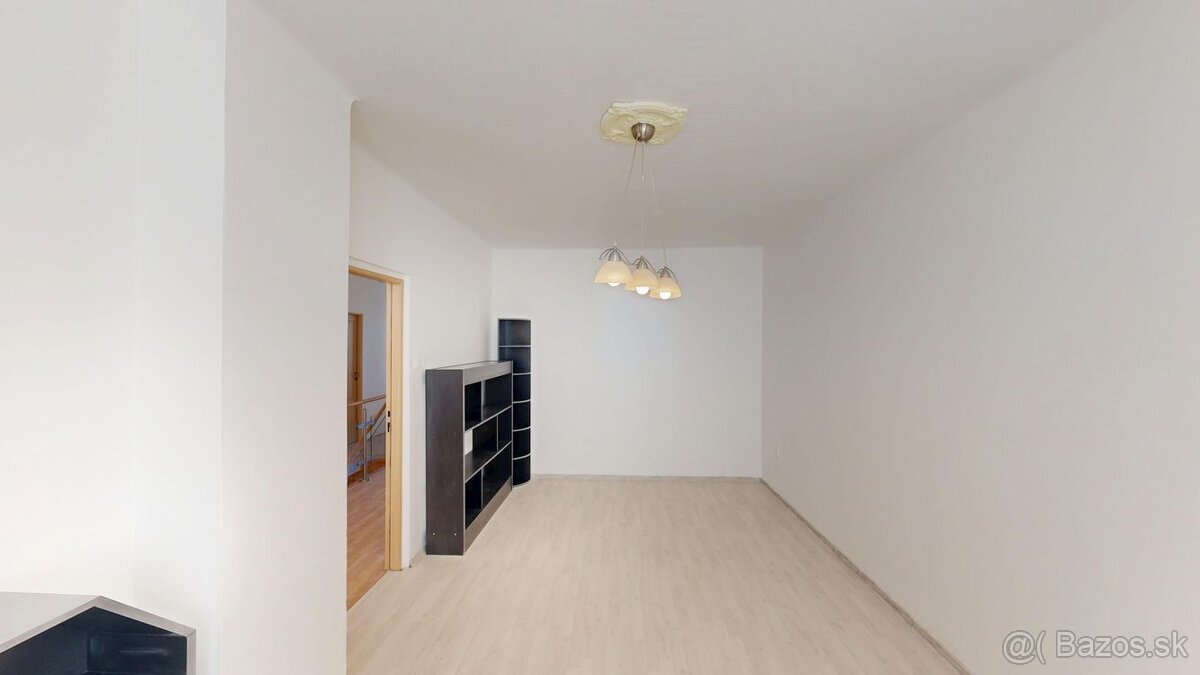 PINK Reality Na predaj útulný 4-izbový rodinný dom v Šali – - 16