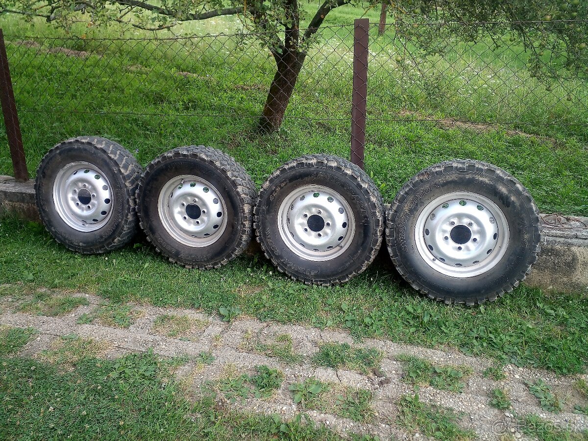 Lada Niva 1.7 (4x4) - 16