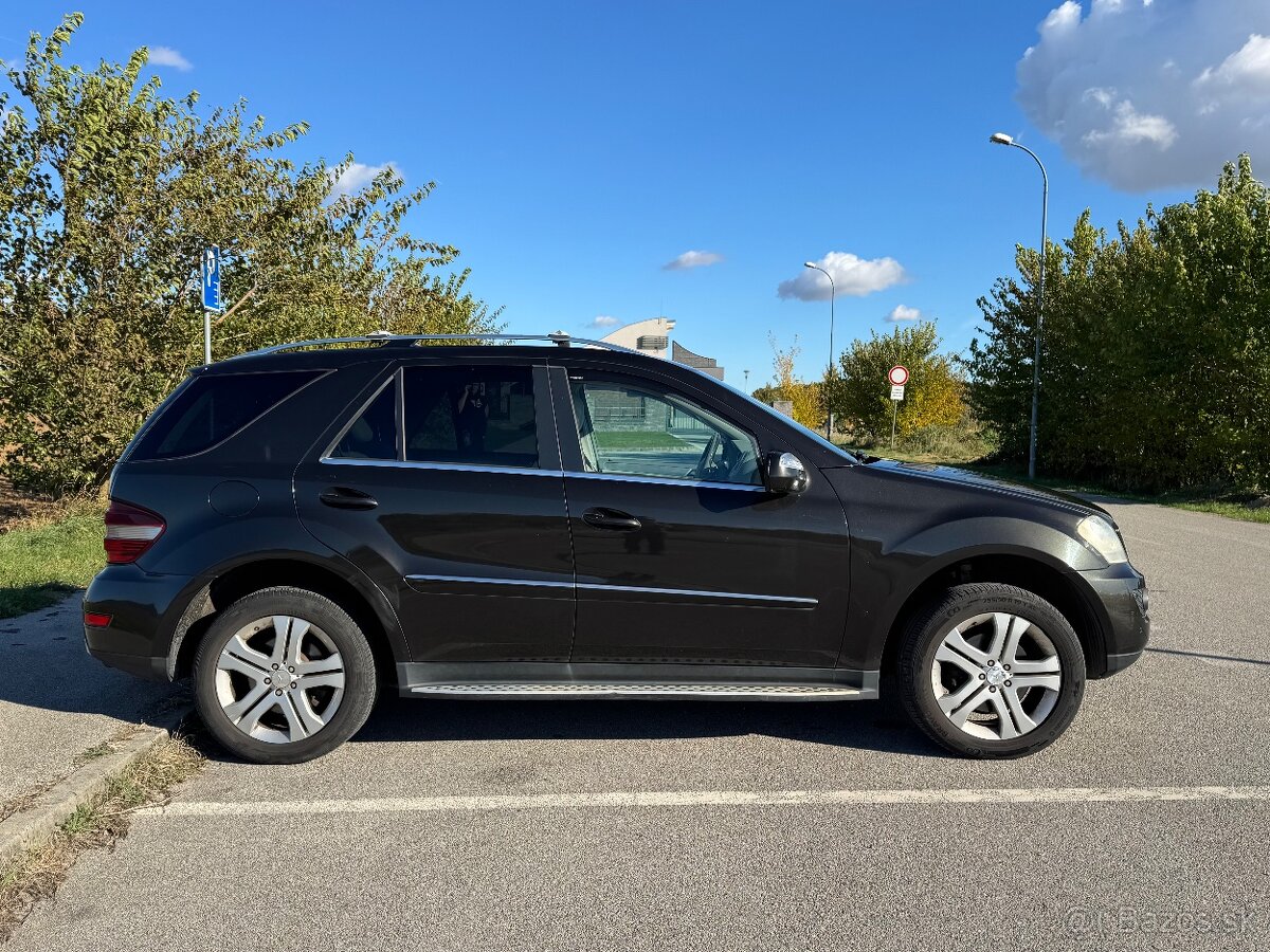 Mercedes-Benz ML 320 CDI 4MATIC – automat, 165 kW - 16