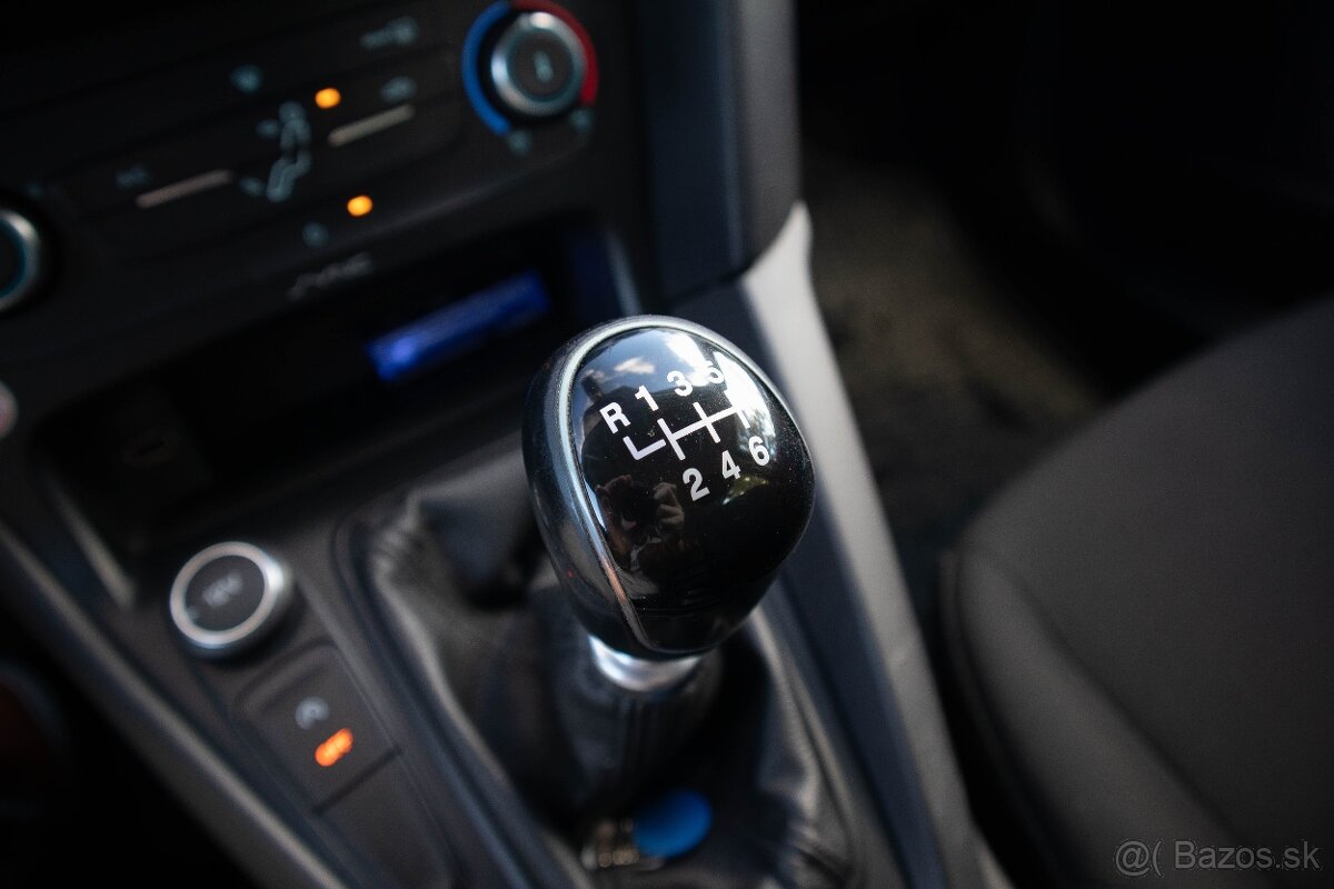 Ford Focus Kombi 1.6 TDCi Duratorq - 16