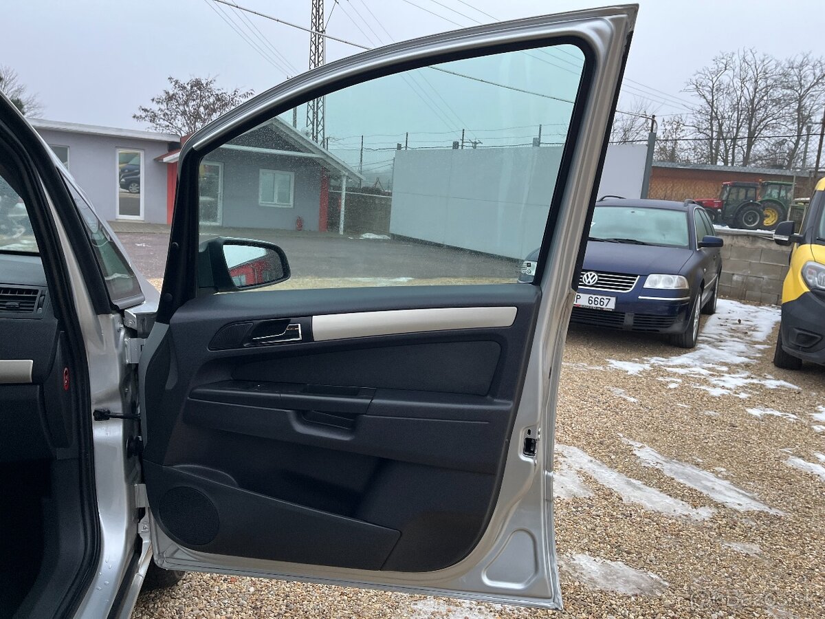 Opel Zafira, 1.9cdti 88kw+7.míst - 16