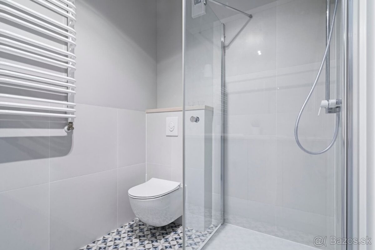 Rekonštrukcie bytových jadier a rodinných domov,kupelne - 16