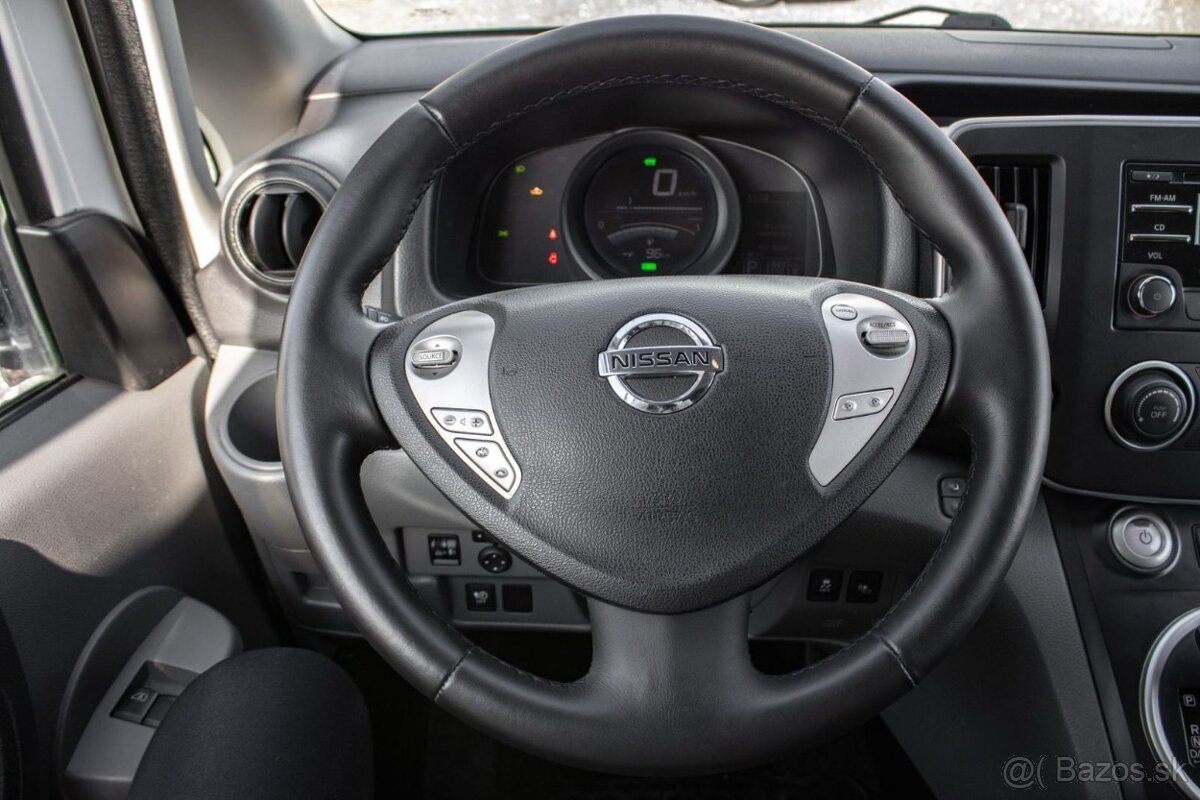 Nissan e-NV200 - 16