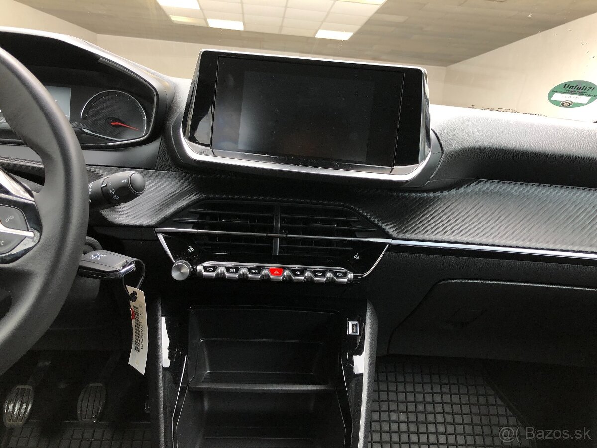 PEUGEOT 208 1.2 PureTech - 16