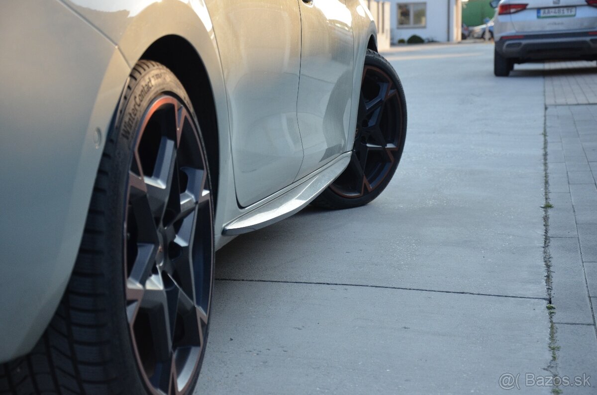 CUPRA LEON 1.5 eTSI 150kW MATRIX AMBIENTÉ OS. ZÁRUKA - 16