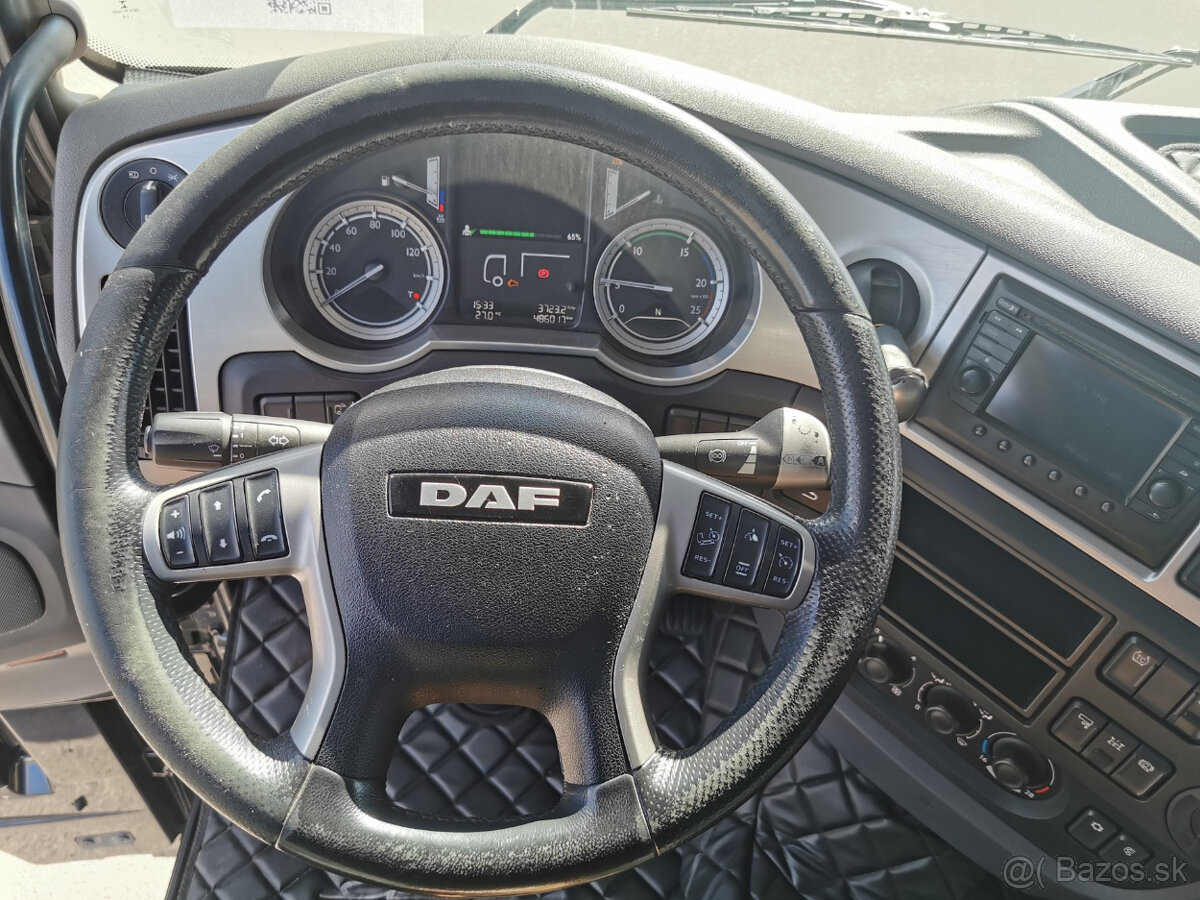 Prodám tahač DAF XF 510 FT EURO 6 retardér dvouokr. hydr - 16
