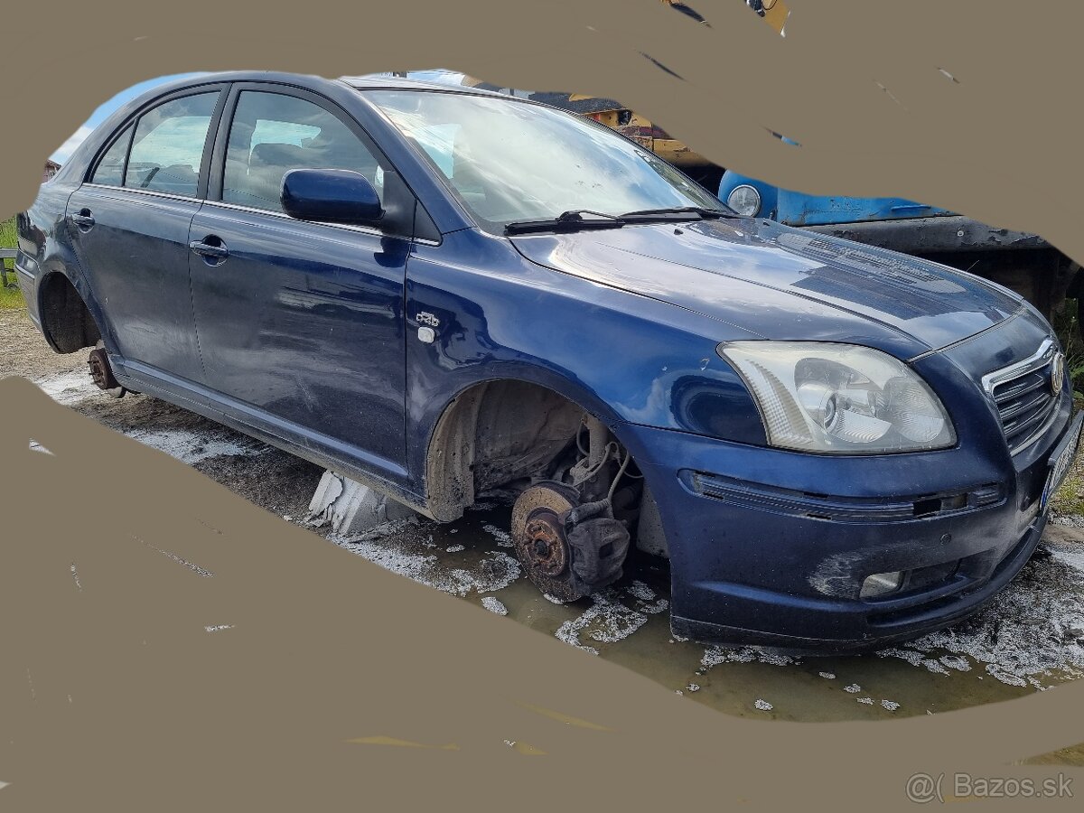 Toyota Avensis zadné svetlá - 16