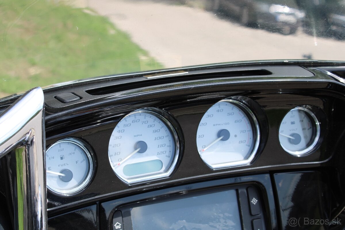 Harley Davidson Street Glide Custom - 16