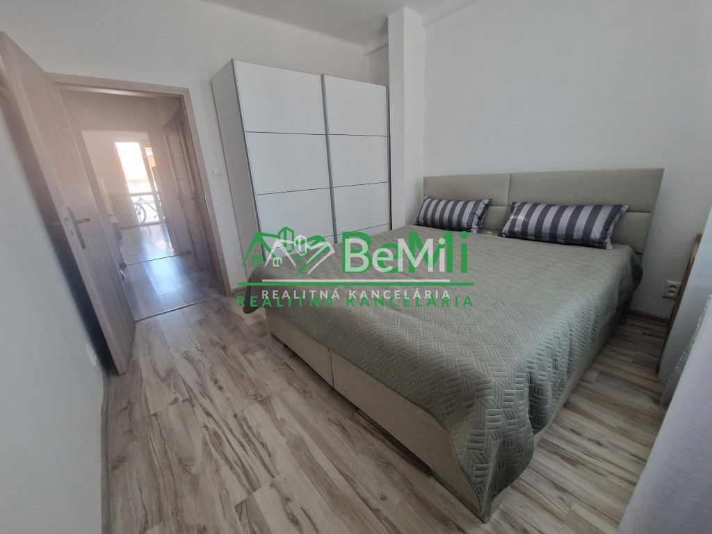 REZERVOVANÉ Centrum Nitry 3 - izbový byt v zateplenom tehlov - 16