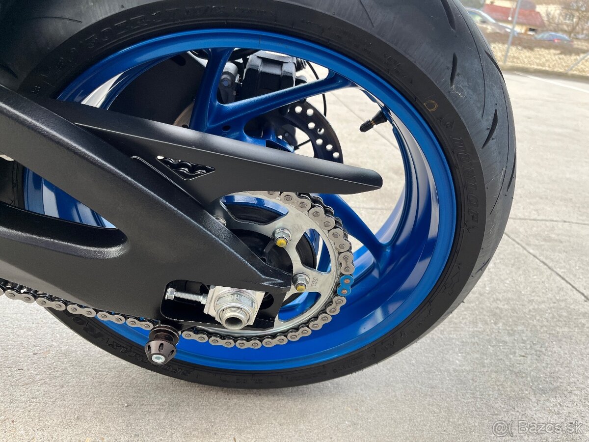 Suzuki GSX-S 1000 - 16