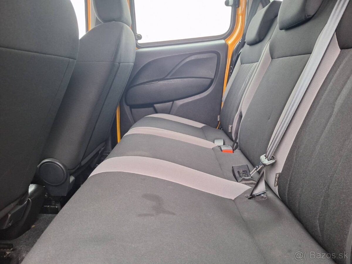 Fiat Dobló Cargo Combi 1.4 T-Jet Plus, 48 360km, SR - 16