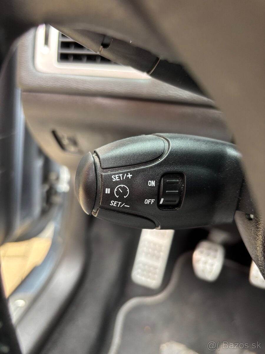 Peugeot 307 CC 2.0 16V Dynamique - 16