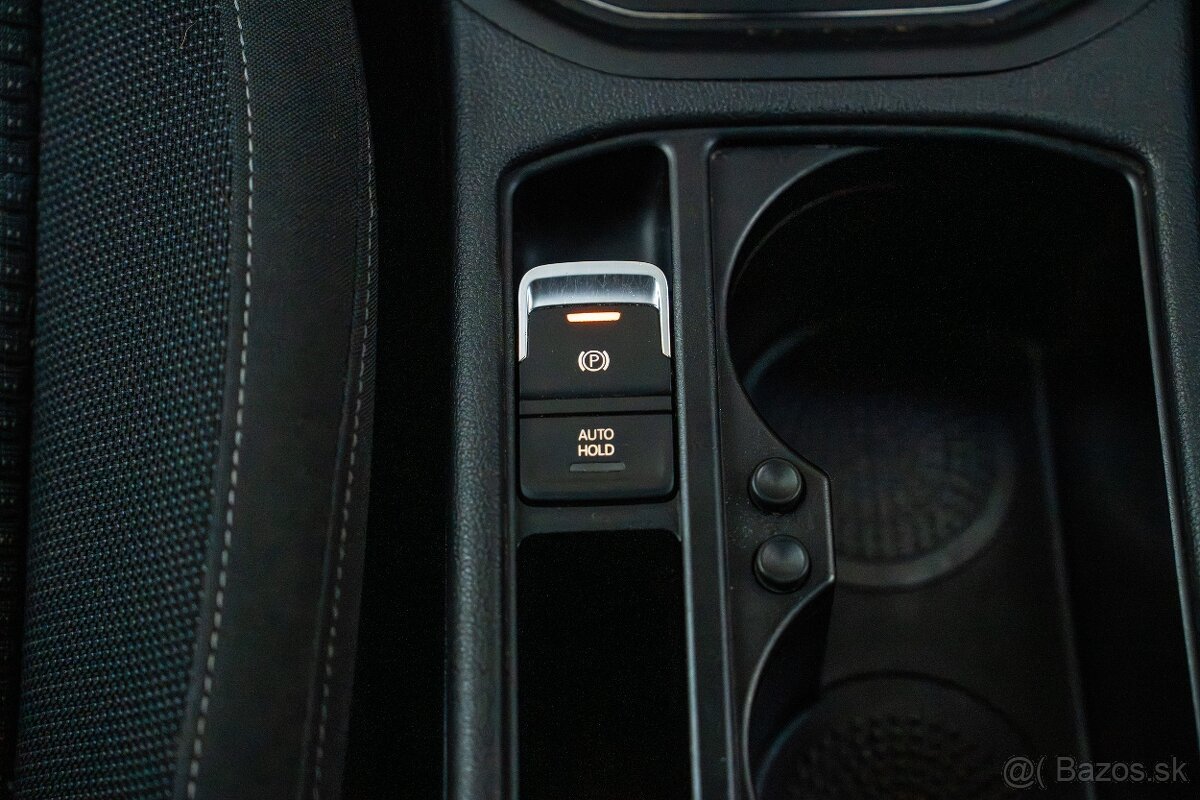Volkswagen Touran 2.0 TDi 110kw M6 - 16