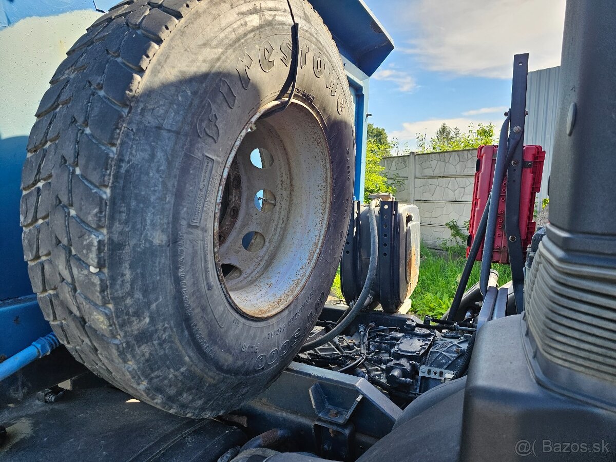 PREDÁM Renault Kerax 420 dCi 6x6 - sklápač - 16