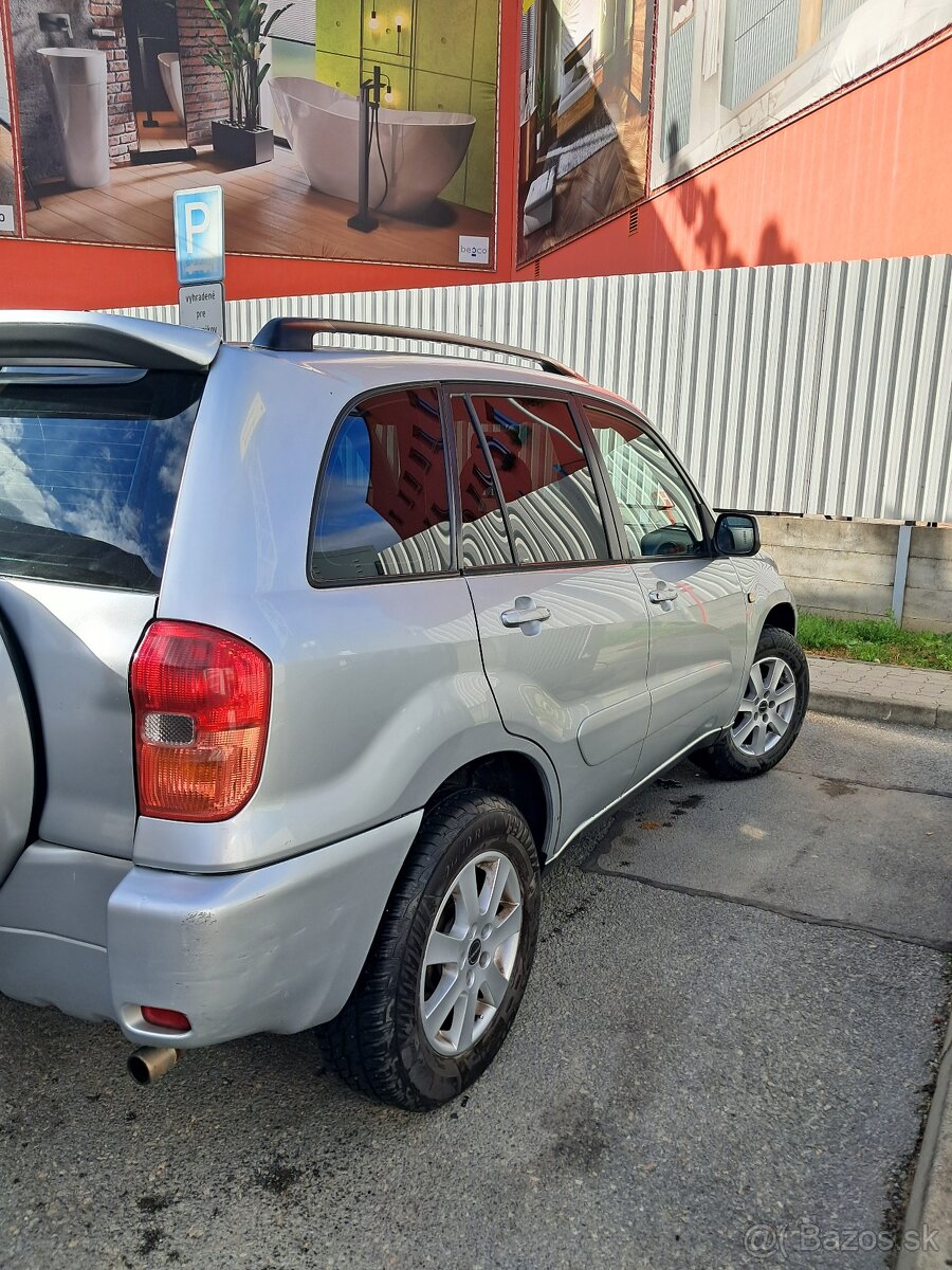 Toyota rav4 1,8 r.v.2002 benzín - 16