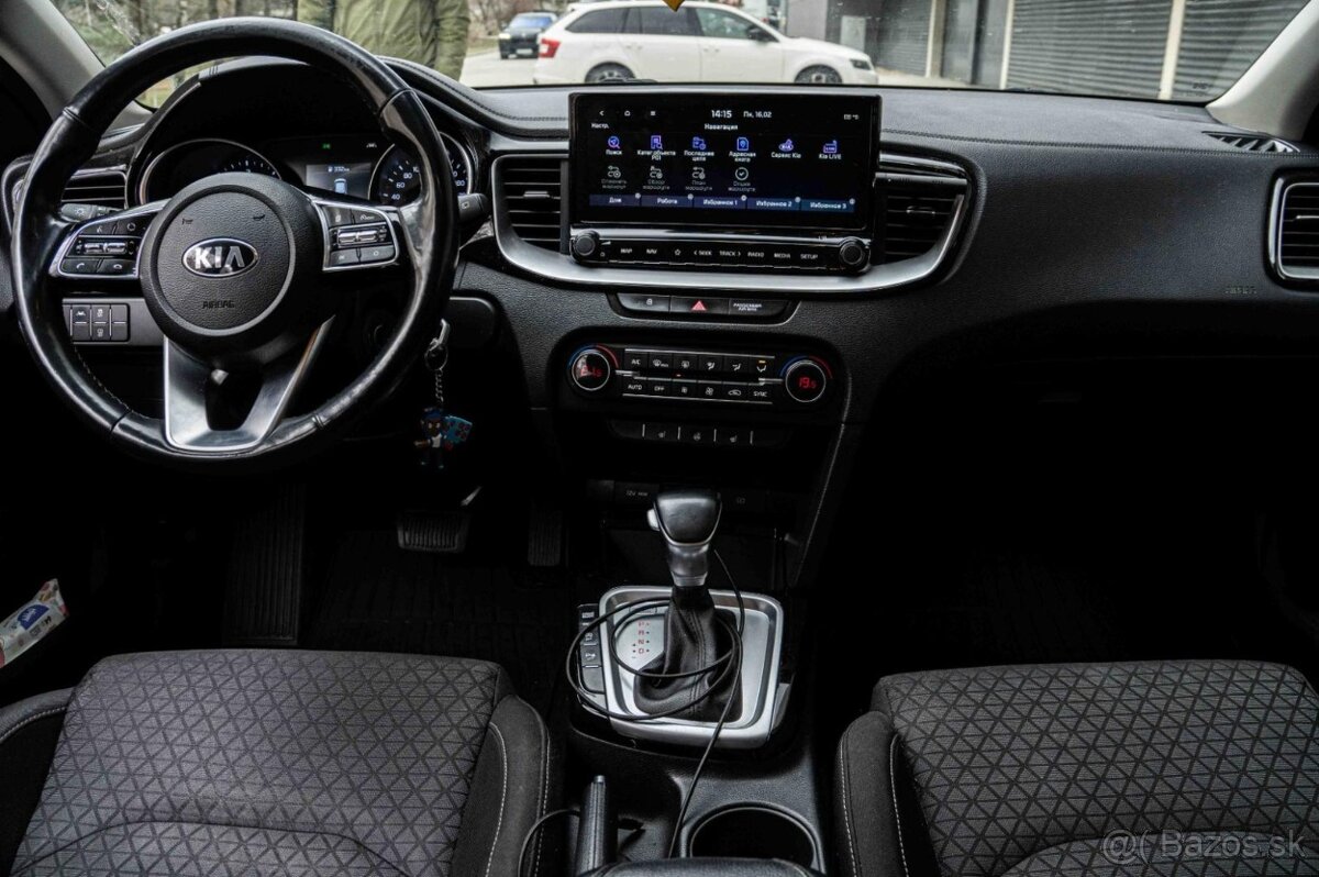 Kia Ceed 1.6 CRDi mHEV Gold A/T - 16