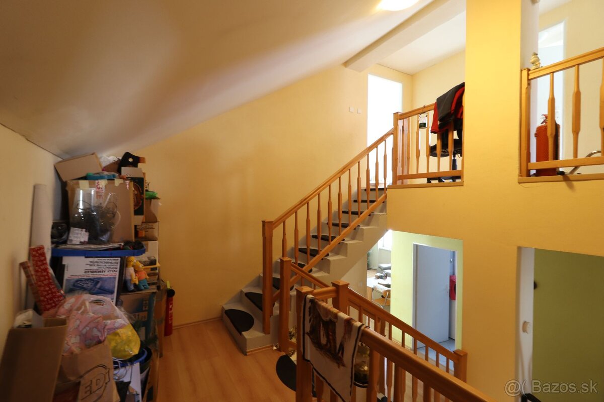 Predaj { kategoria }} Podkonice - 16