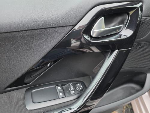 Peugeot 208 1.6 Hdi - 16