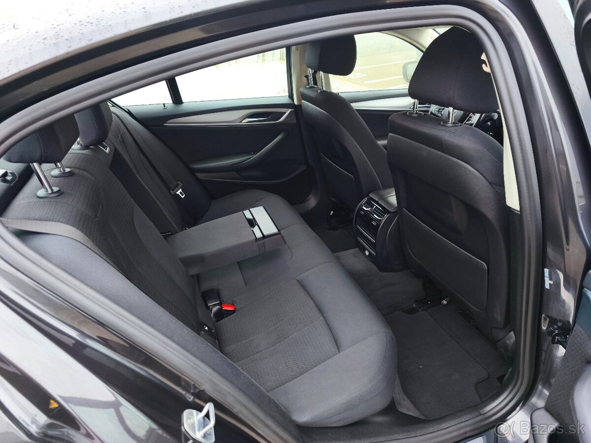 BMW 530D G30, 195kw/265 koní, AT8 - Limuzína, Zadný náhon - 16