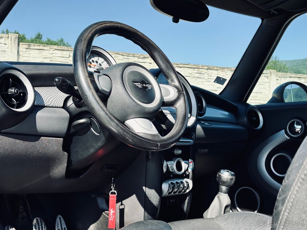 MINI Cooper S 1.6 Turbo - 16