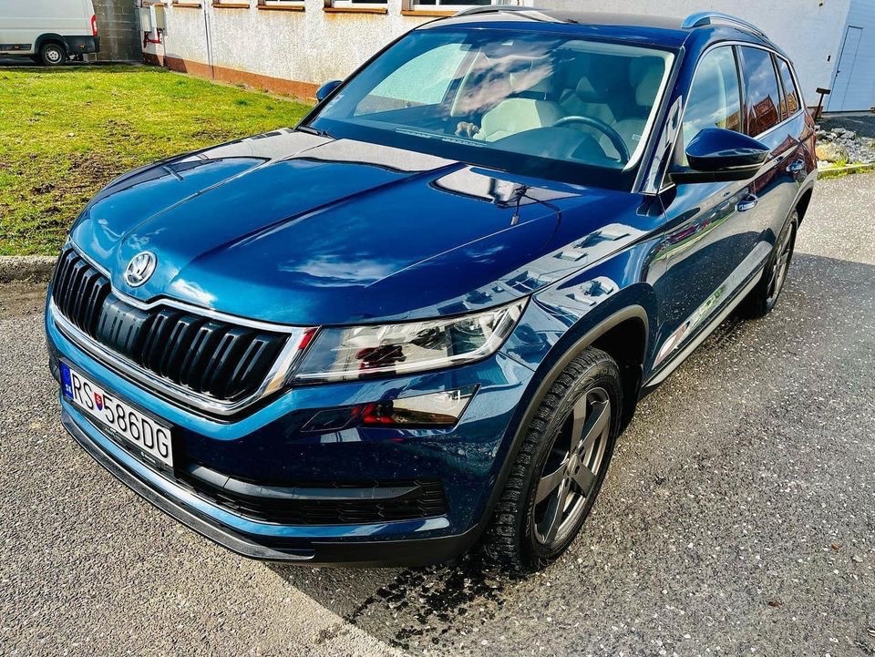 Jumpi Detailing Garage - 16