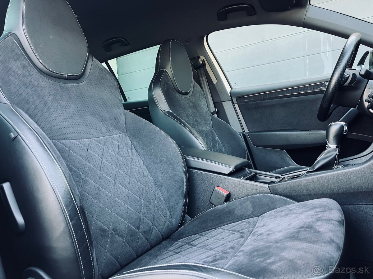 Škoda Superb Combi 2.0TDi DSG Sportline - 16