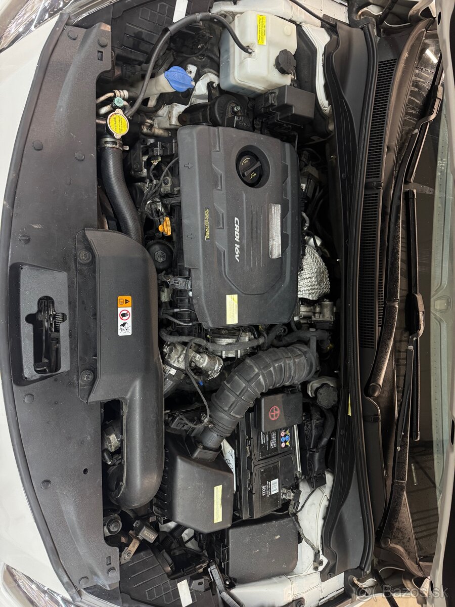 Hyundai i40 1.7crdi - 16