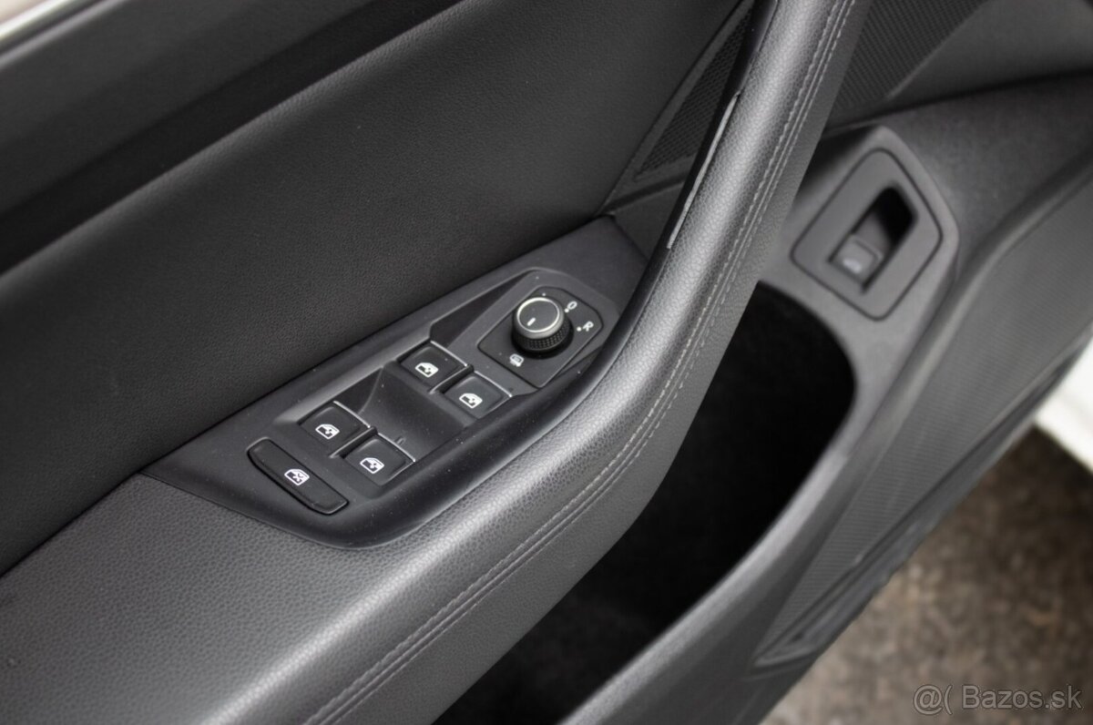 VW Passat DSG 100% stav - 16