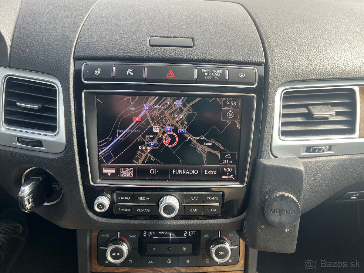 Touareg 3,0TDI V6 SCR EXCLUSIVE - 16