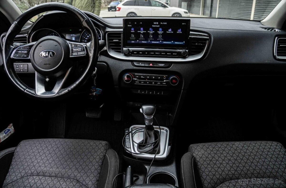 Kia Ceed 1.6 CRDi mHEV Gold A/T - 16