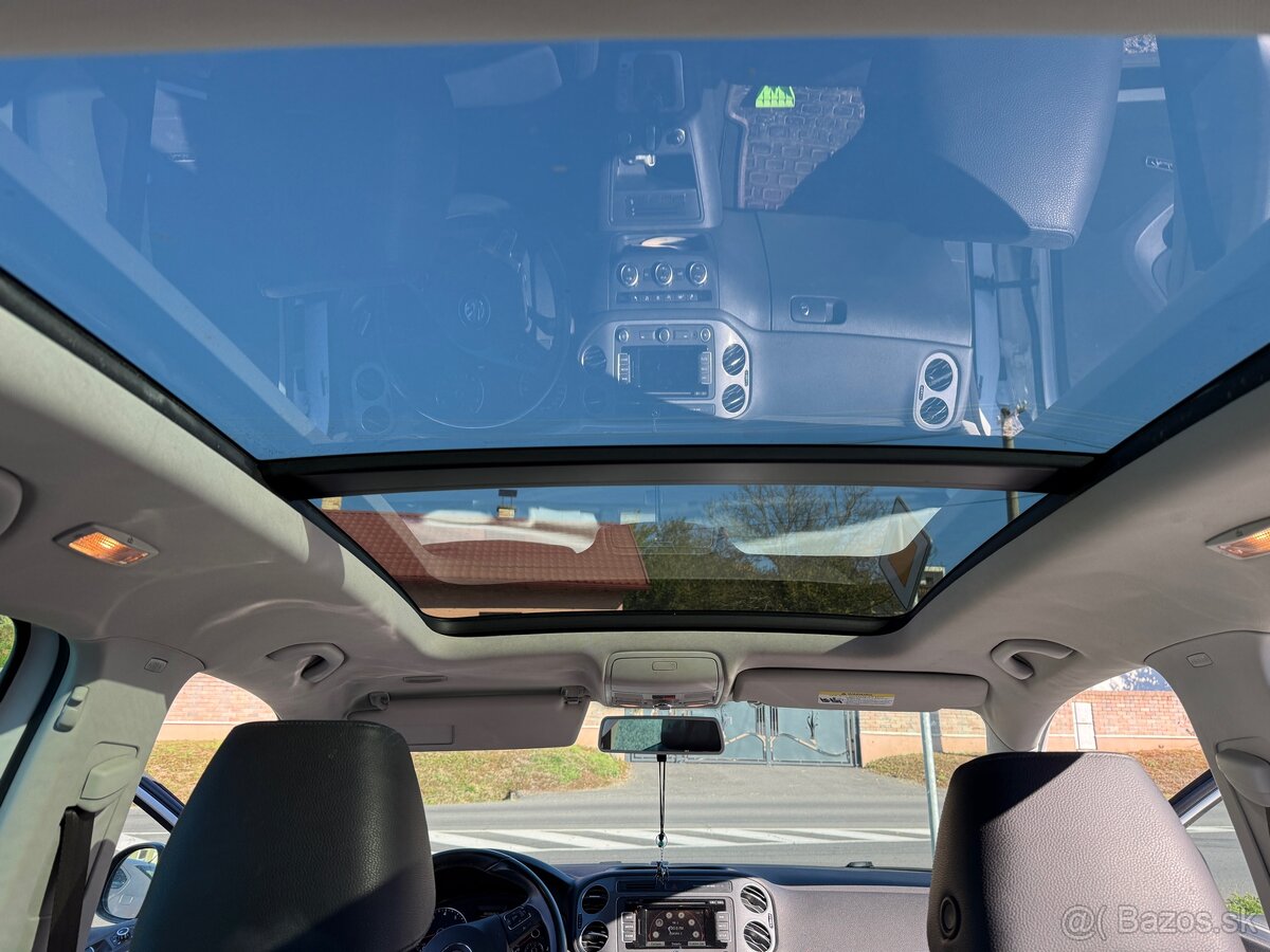 Volkswagen Tiguan 2.0 TSI 4MOTION - 16