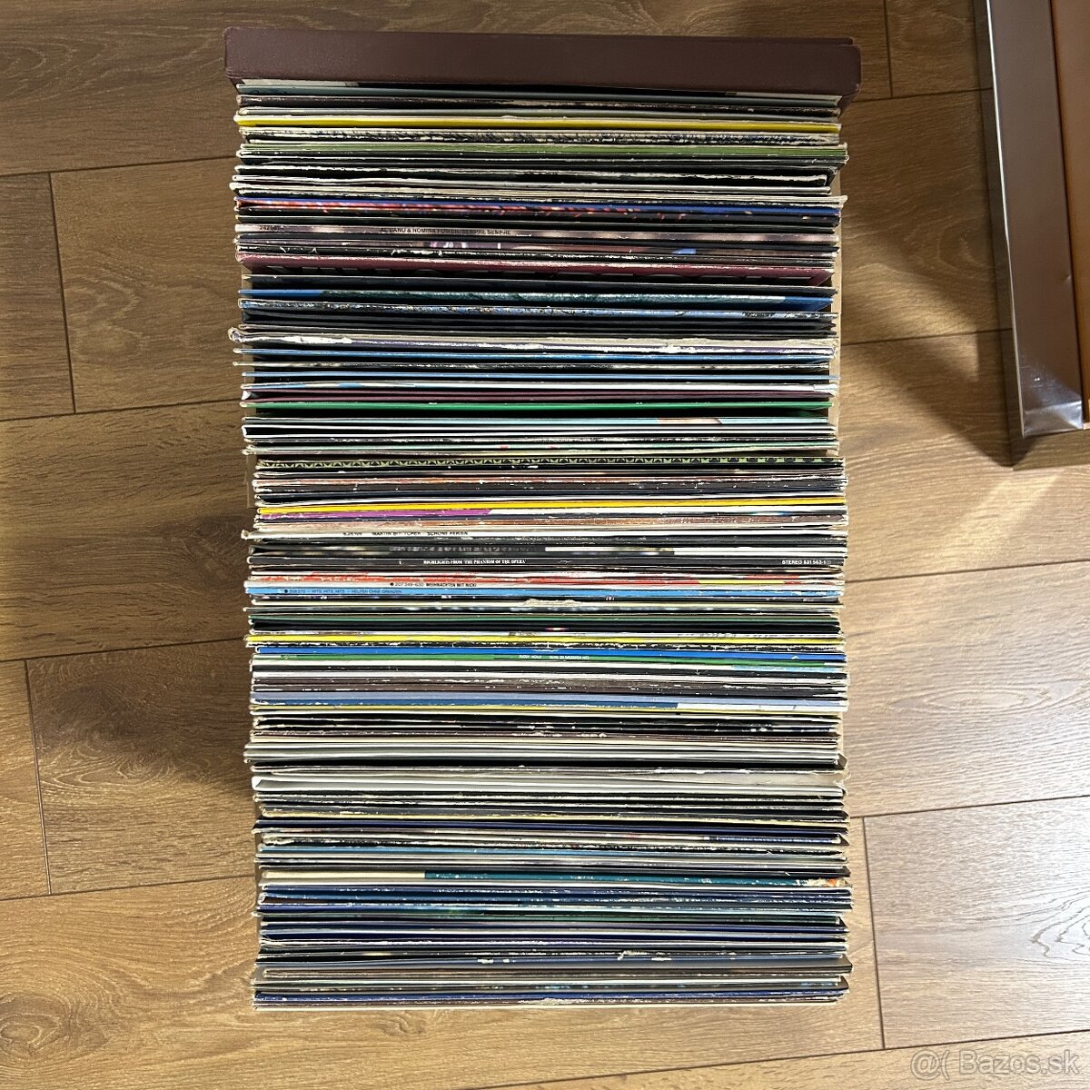 GRAMOFÓN + PLATNE - 16