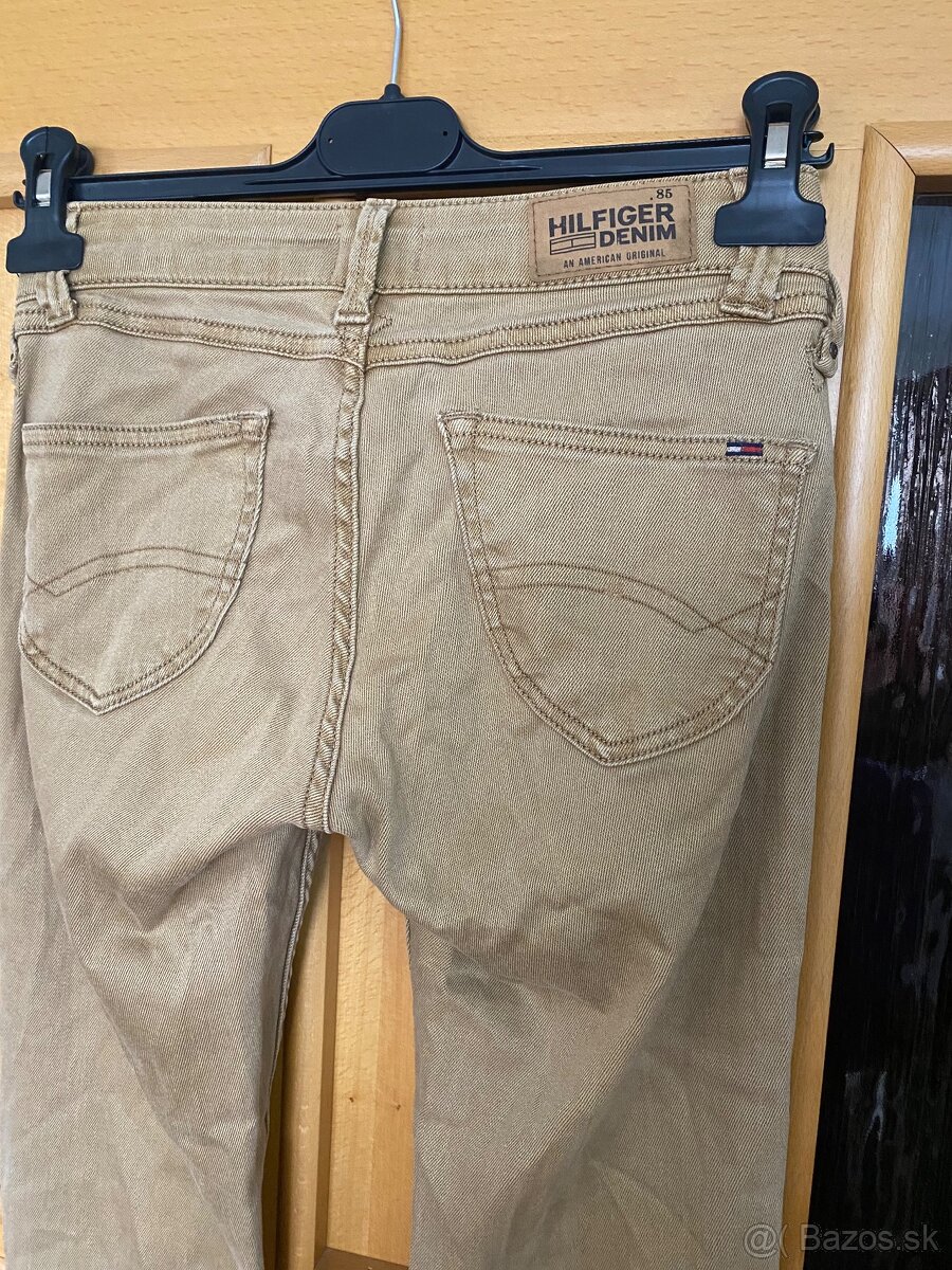 Tommy Hilfiger vel.S - 16
