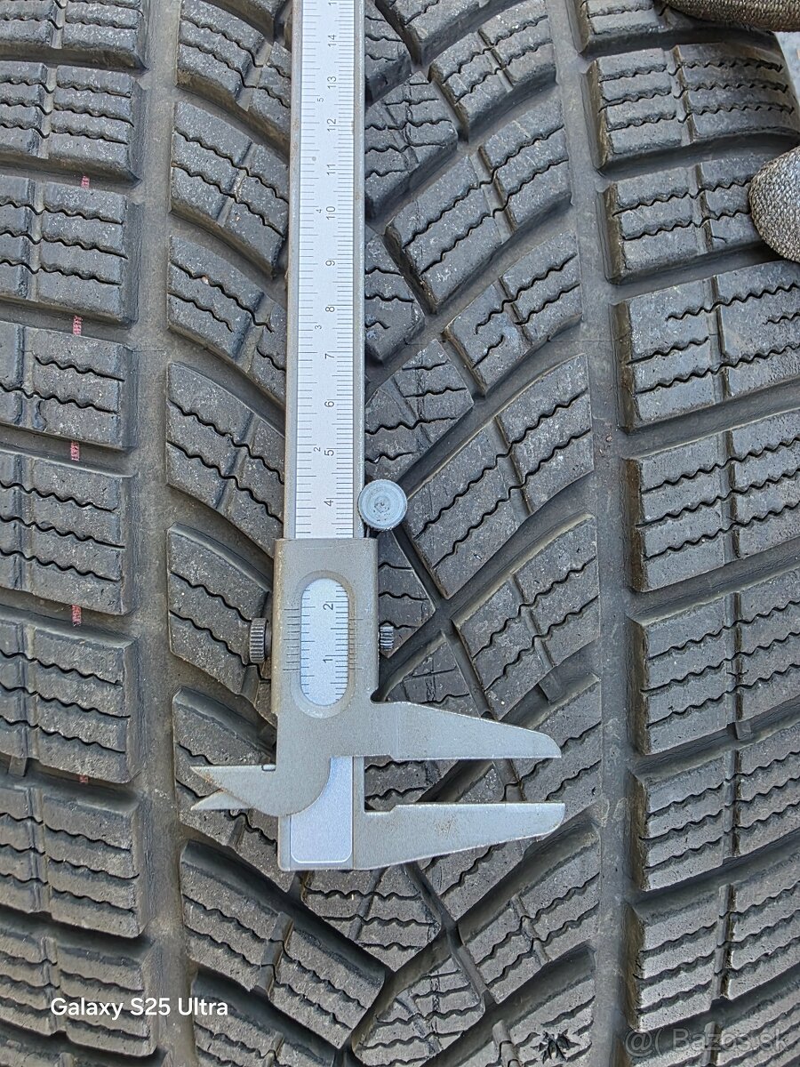 Zimne kolesa Audi E-tron 5x112 r19 255/55 r19 - 16