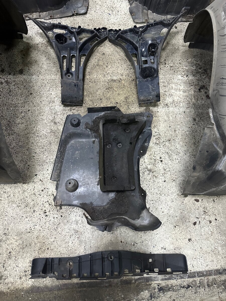 BMW E61 vonkajší M paket - 16