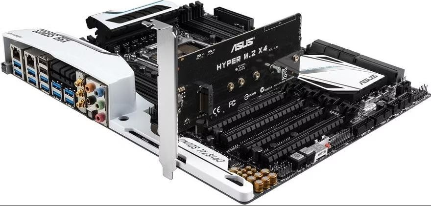 Výkonna herný PC (i7, 32GB RAM, GTX 980 Ti) - 16