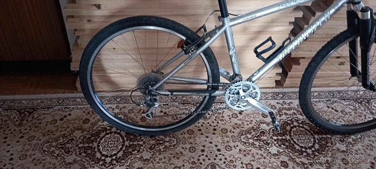 Bicykel SPECIALIZED - 16