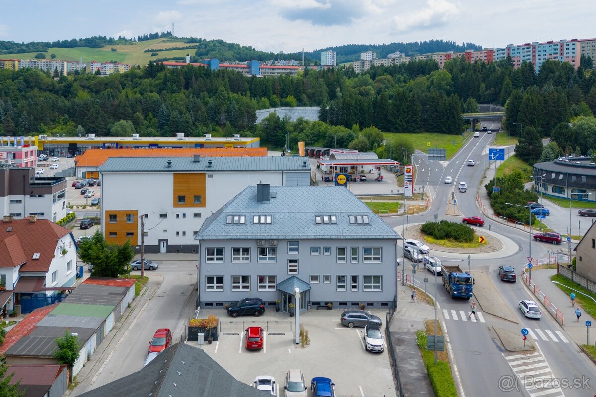 Moderná kancelária v Dolnom Kubíne na prenájom - 16