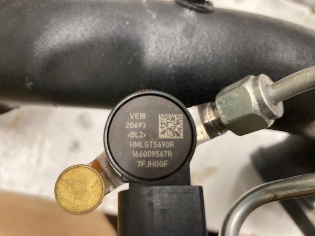 Repasované súčiastky na motor Renault Master M9T 726 - 16