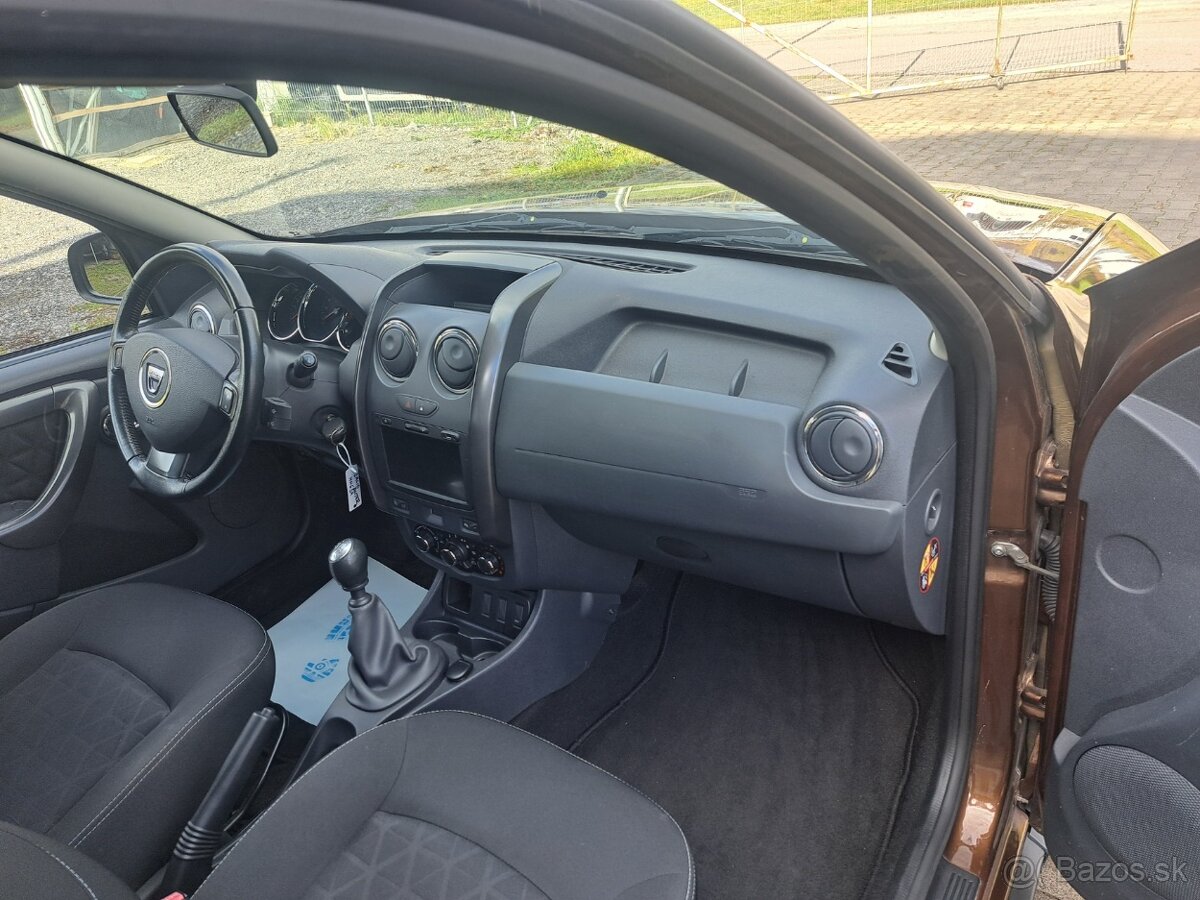 Dacia Duster 4x2 benzin - 16