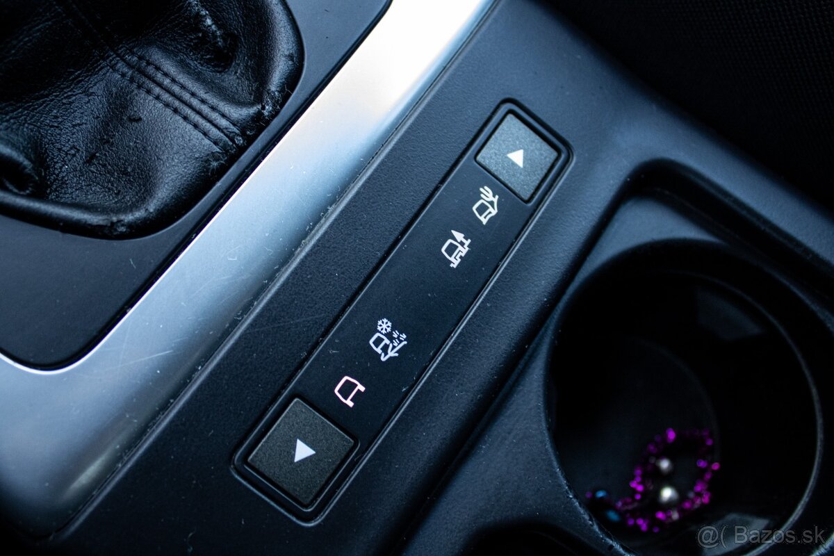 Land Rover Freelander 2 2.2 Diesel Automat 4x4 (2015) - 16