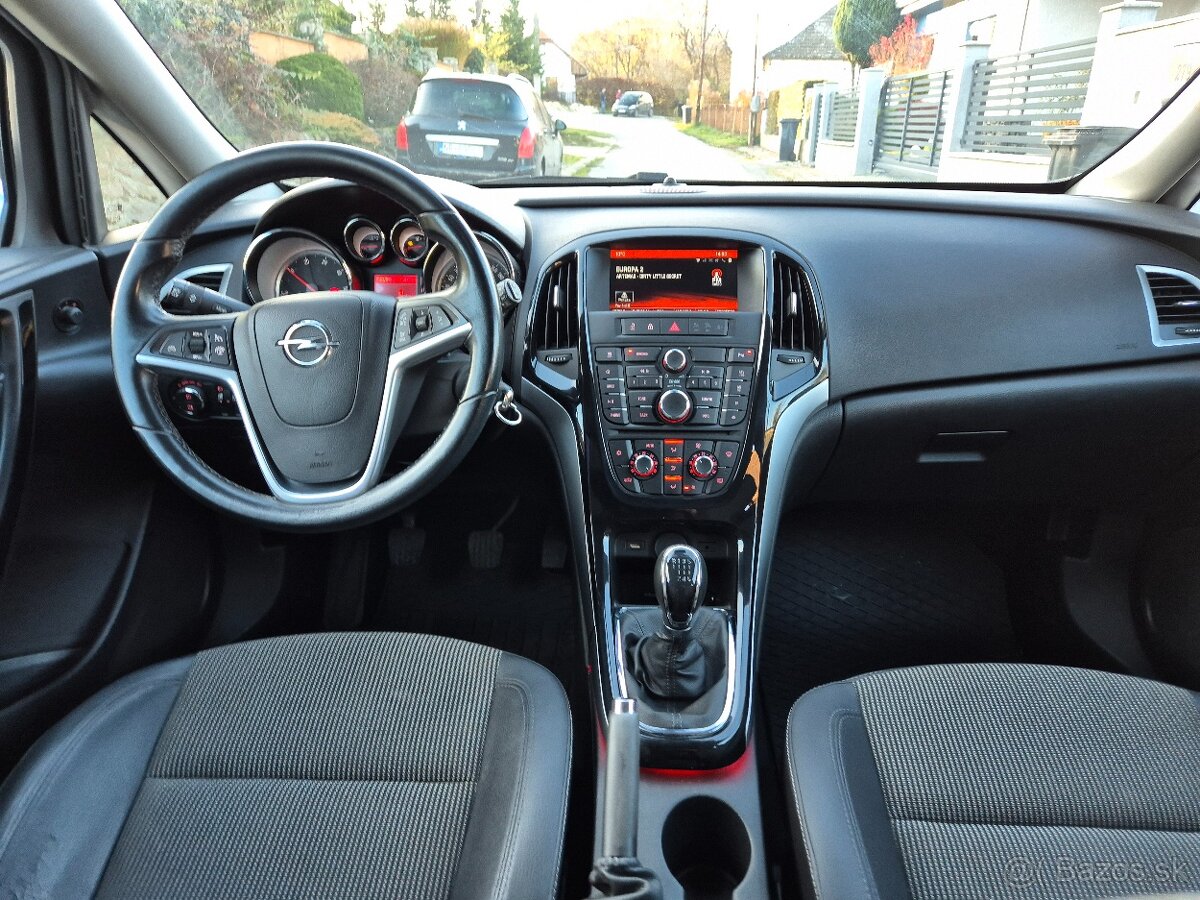 Opel Astra J ST. 124.000km - 16