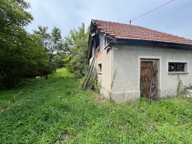 Ponúkam Vám na predaj rodinný dom v obci Galvács - 16