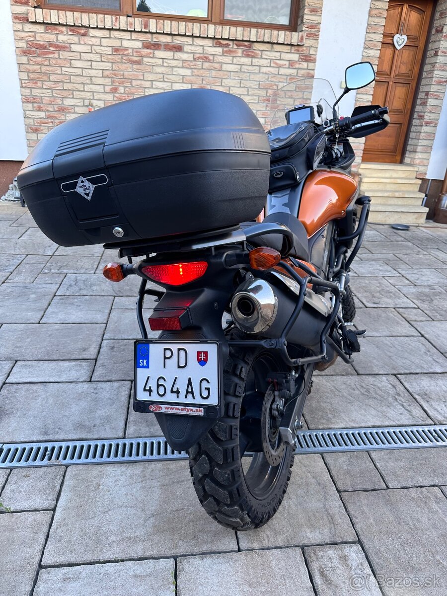 Suzuki V-Strom DL 650 - 16