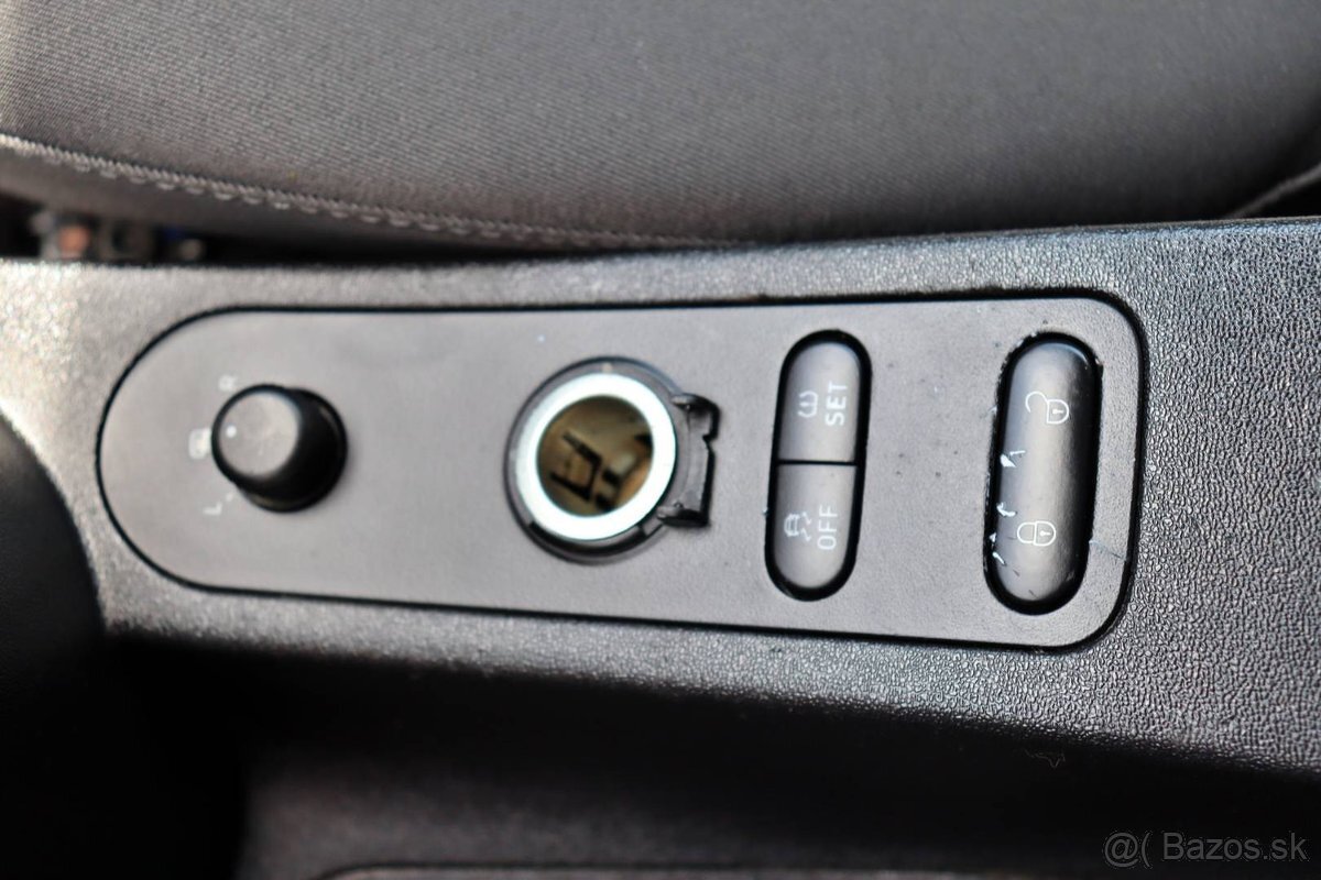 Seat Leon 1.6 TDI REFERENCE - 16