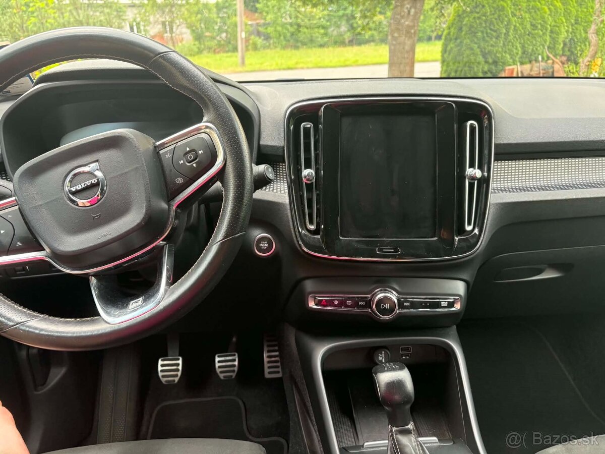 Predám Volvo xc40 - 16