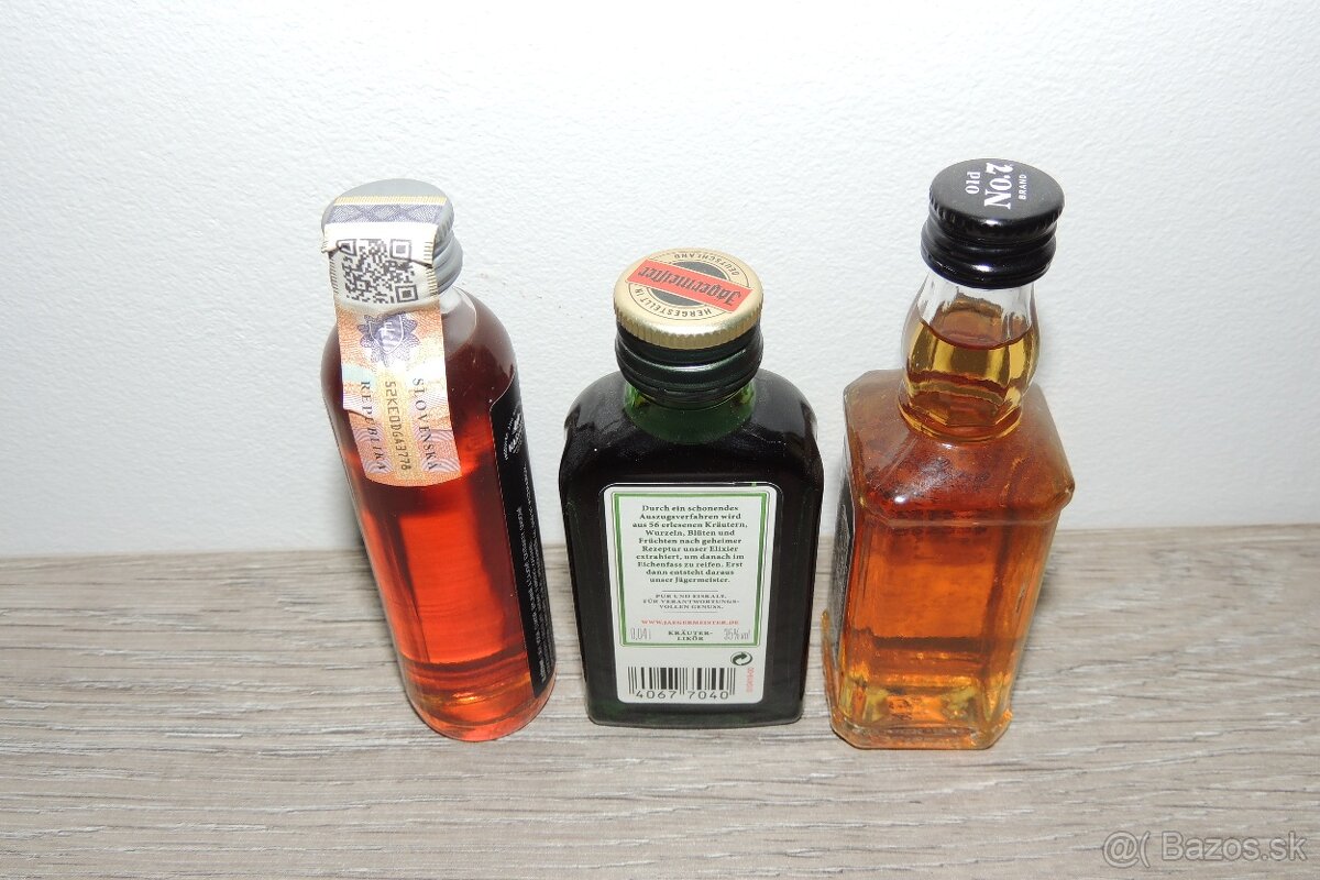 Zbierka - alkoholové fľaštičky - 16